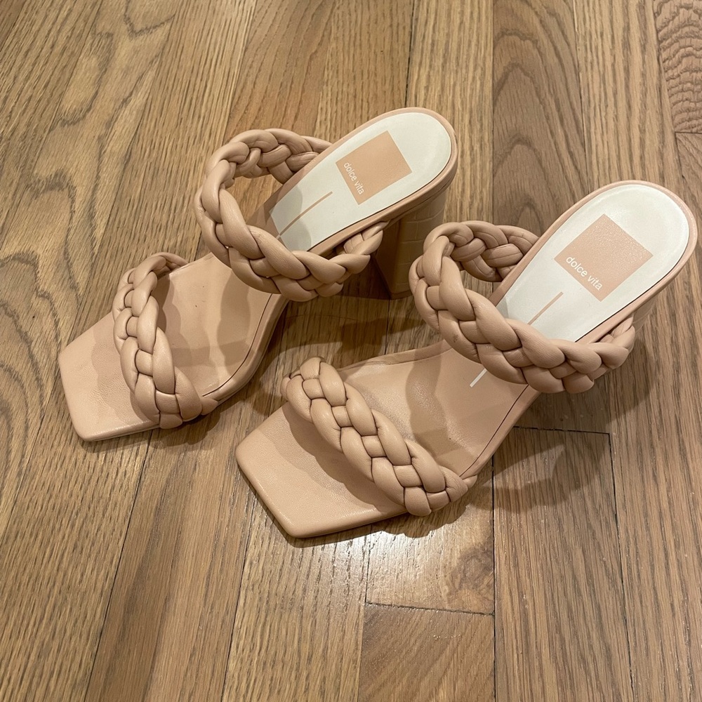 Dolce Vita v-paily cream Stella heel sz 7